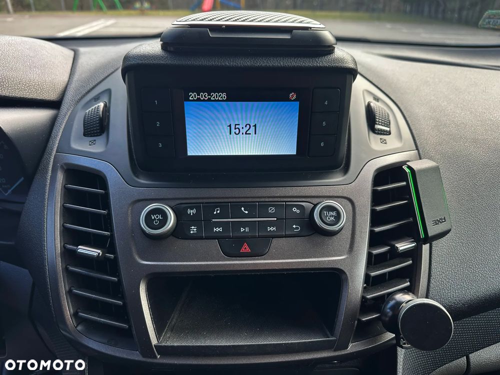 Ford Transit Connect - 13