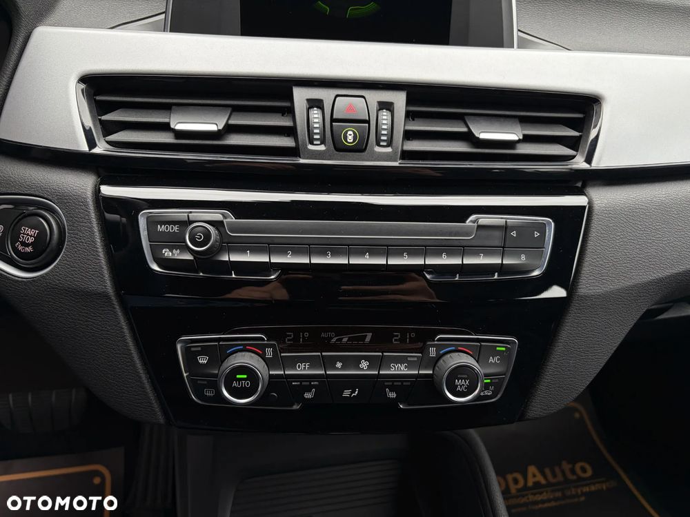 BMW X1 sDrive20i Advantage - 28