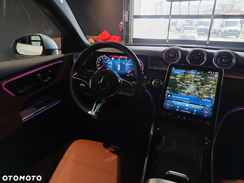 Mercedes-Benz GLC - 12