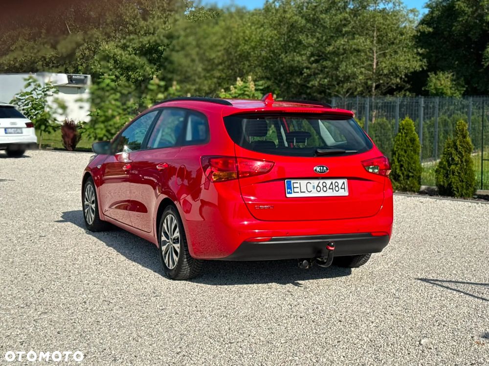 Kia Ceed 1.6 GDI L Business Line - 10