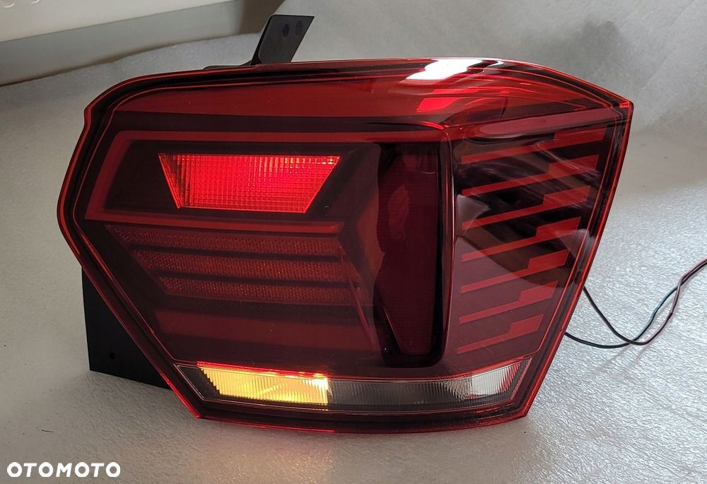 LAMPA PRAWA TYŁ LED VW POLO VI 2G0 2017- - 3