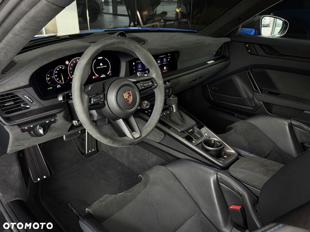 Porsche 911 - 25