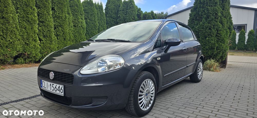Fiat Punto 2011 photo 3