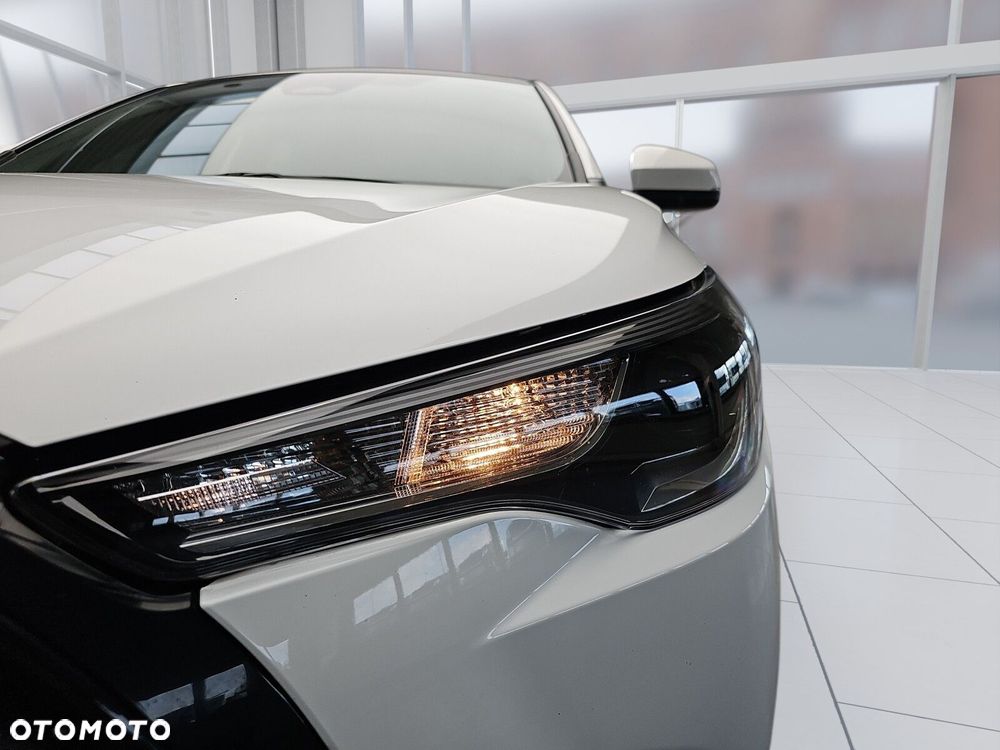 Toyota Corolla Cross 2.0 Hybrid Comfort - 23