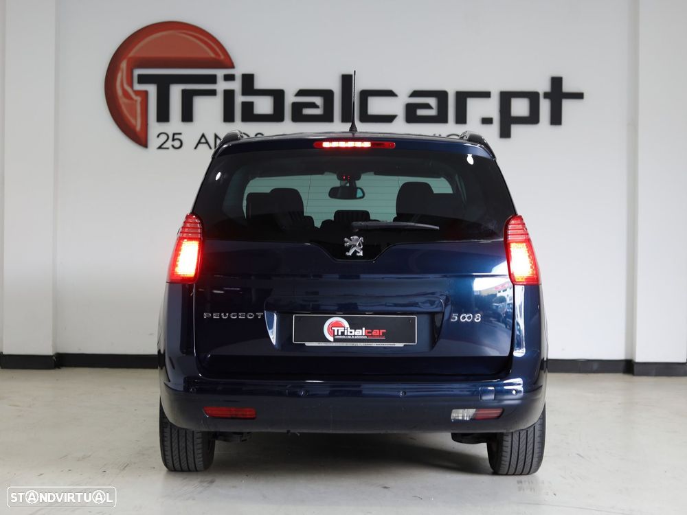 Peugeot 5008 1.6 HDi Executive CMP6 - 3