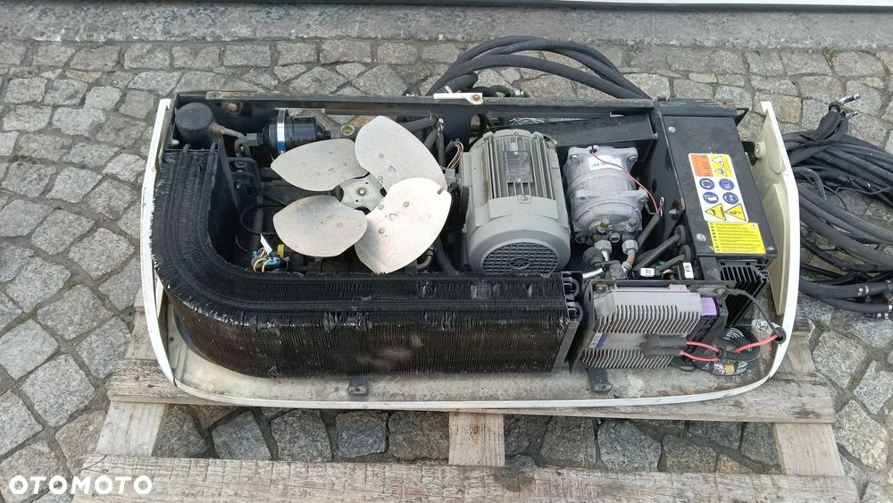 AGREGAT CHŁODNICZY CHŁODNIA CARRIER XARIOS 350 NR 326/149 - 6