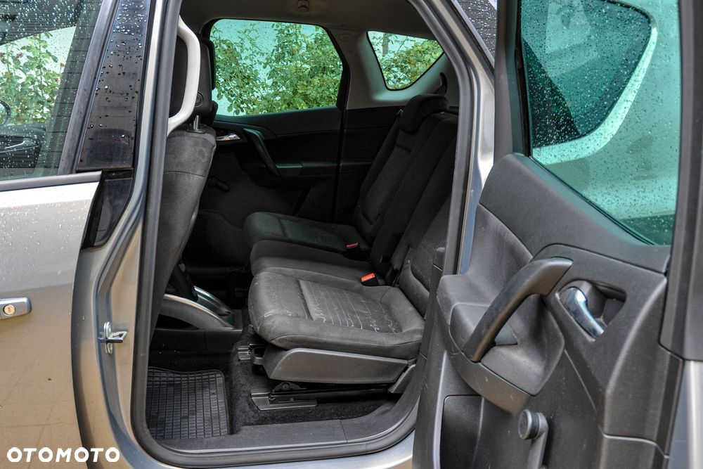 Opel Meriva - 8