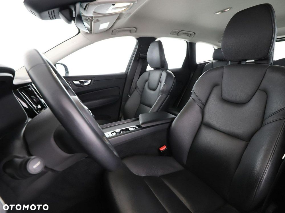 Volvo XC 60 B4 D Geartronic Momentum Pro - 14
