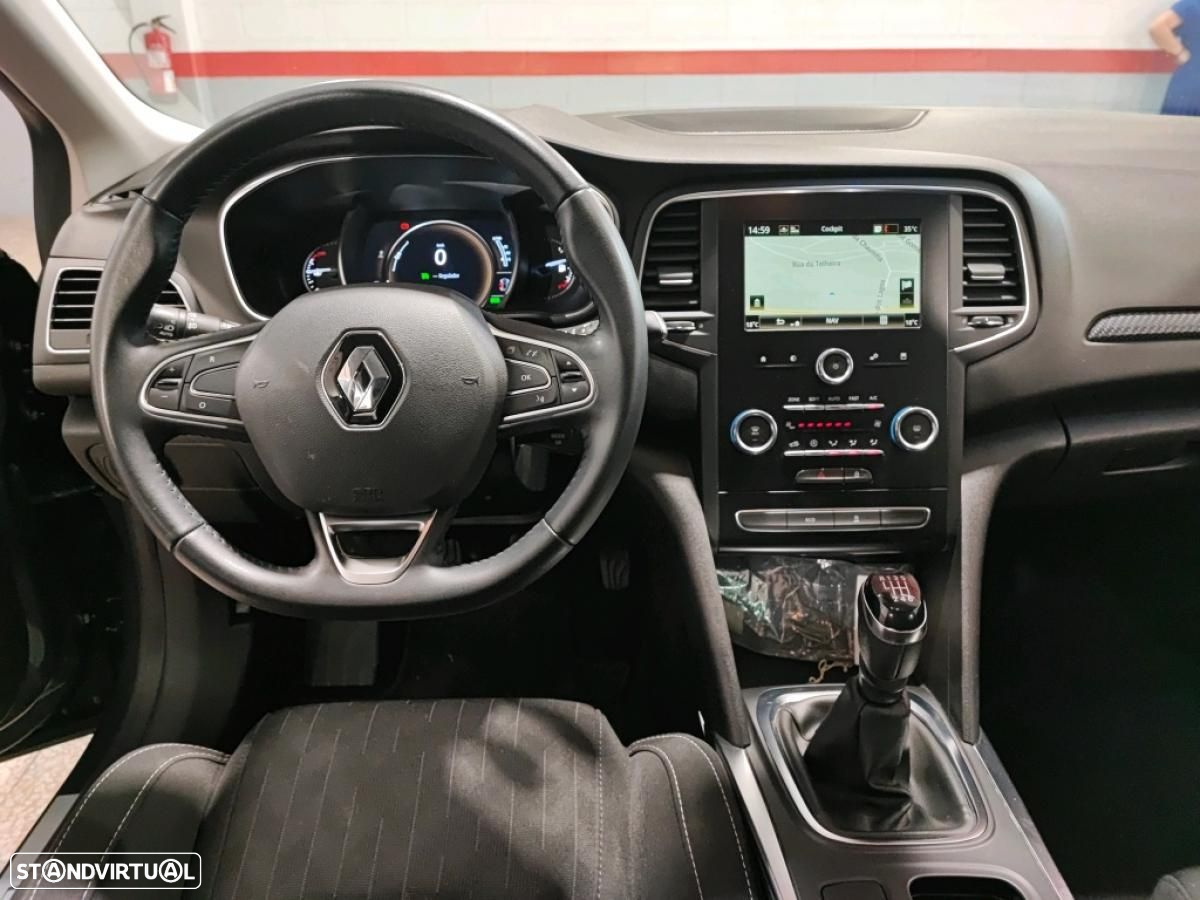 Renault Mégane 1.5 Blue dCi Limited - 9