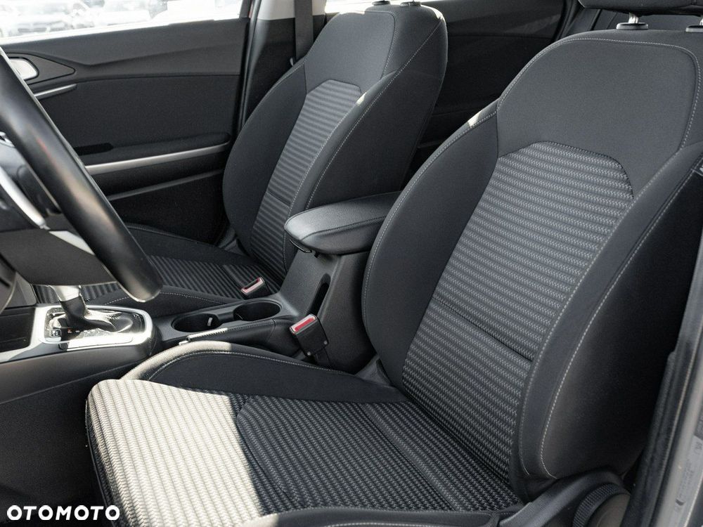 Kia Ceed 1.5 T-GDI M DCT - 13