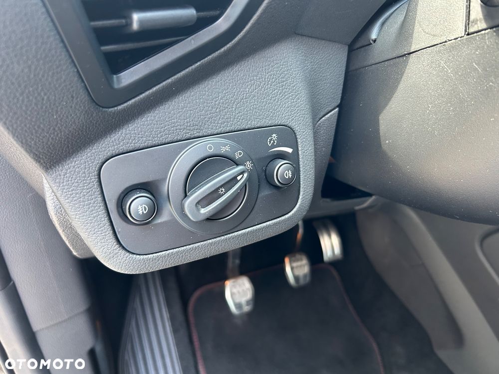 Ford Kuga 1.5 EcoBoost 2x4 Titanium - 30