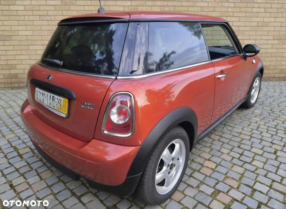 MINI ONE - 3
