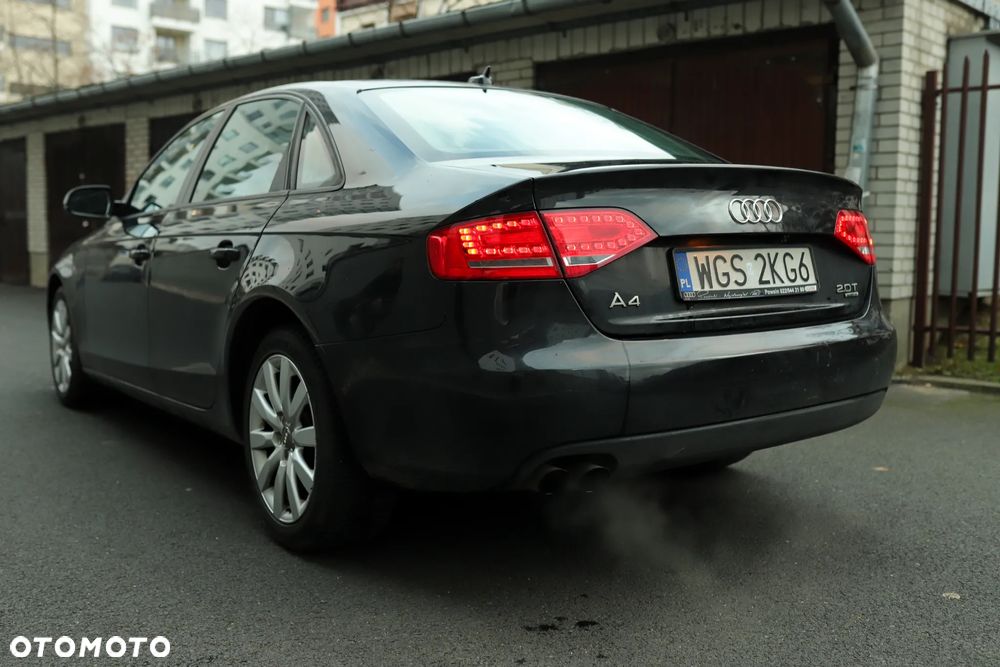 Audi A4 Limousine - 6