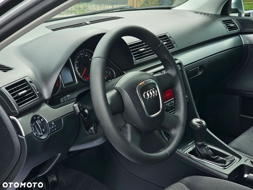 Audi A4 Avant 1.6 - 9