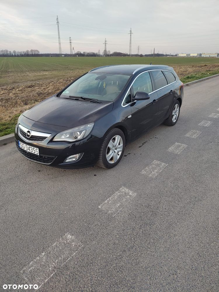 Opel Astra 2.0 CDTI DPF Cosmo - 1