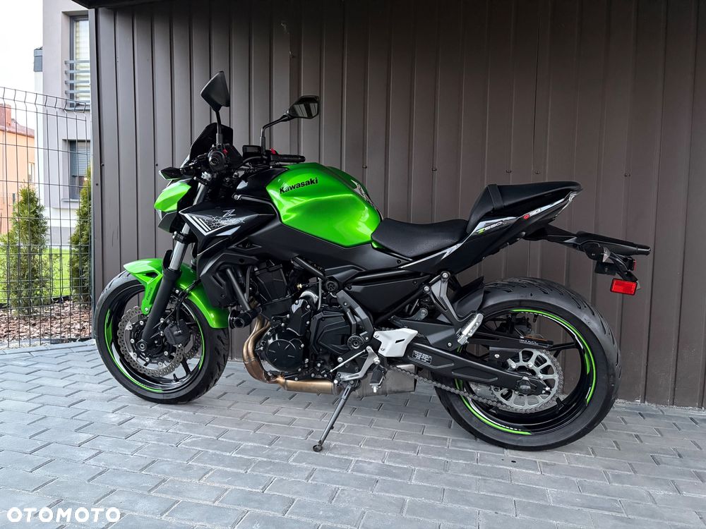 Kawasaki Z 650 - 18