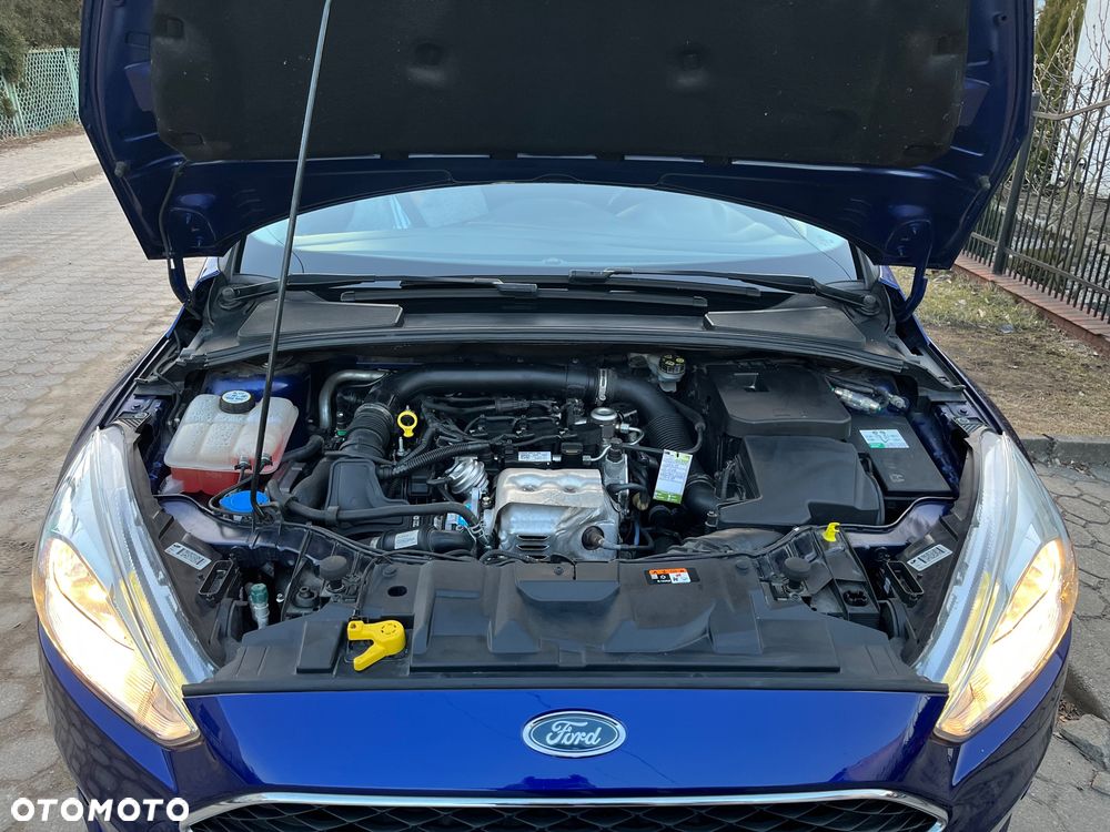 Ford Focus 1.0 EcoBoost Start-Stopp-System COOL&CONNECT DESIGN - 24