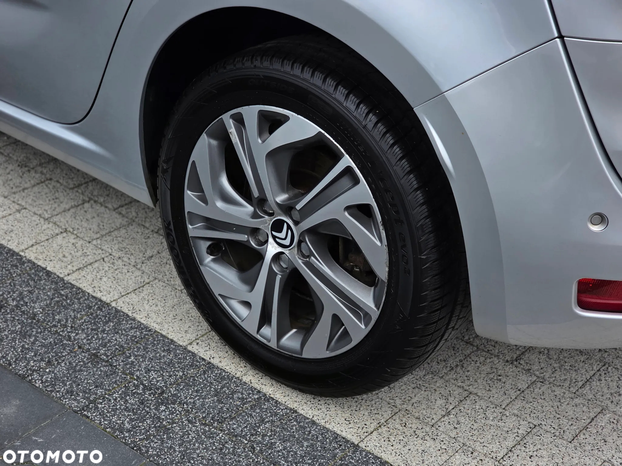 Citroën C4 Picasso 1.6 THP Exclusive - 28