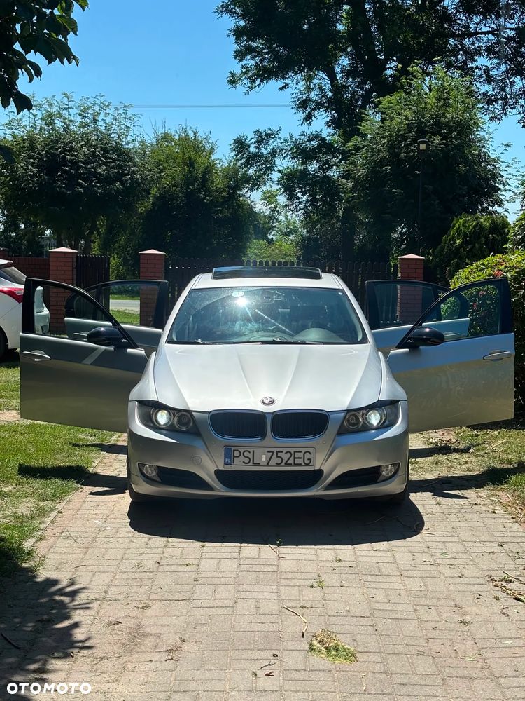 BMW Seria 3 320d DPF - 1