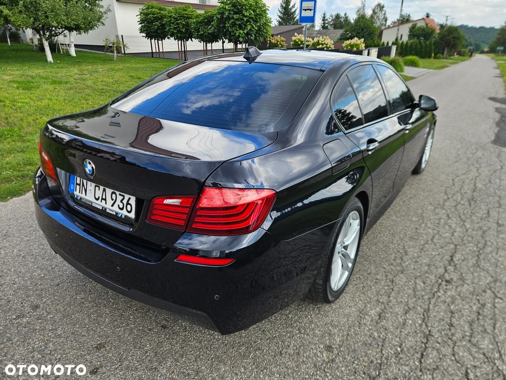 BMW Seria 3 318d Sport Line - 8