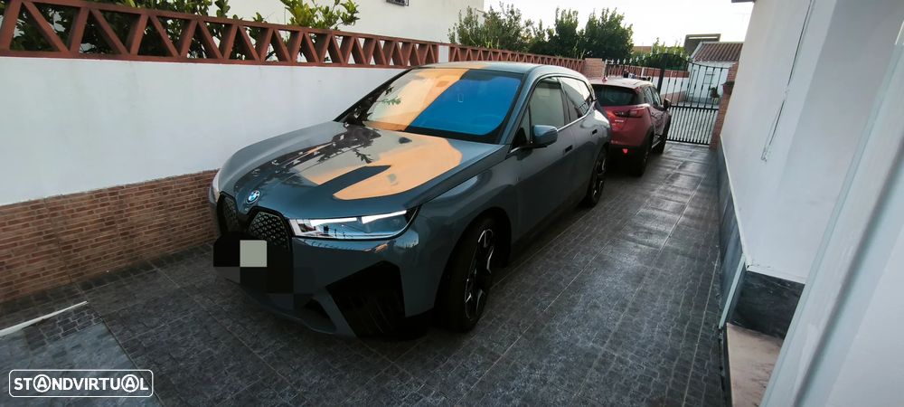 BMW iX M60 - 1