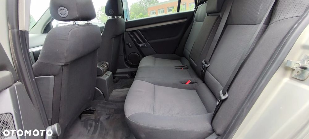 Opel Vectra 1.9 CDTI Elegance - 25