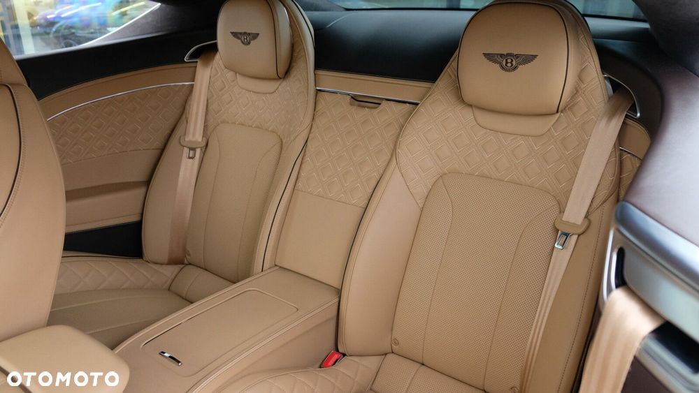 Bentley Continental GT - 24
