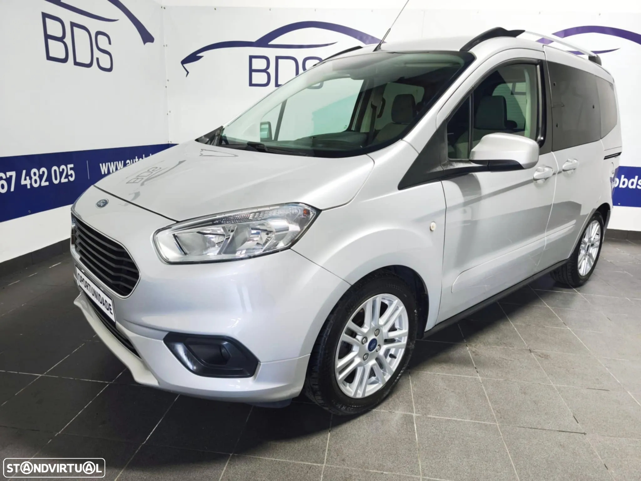 Ford Tourneo Courier 1.0 EcoBoost Titanium - 3