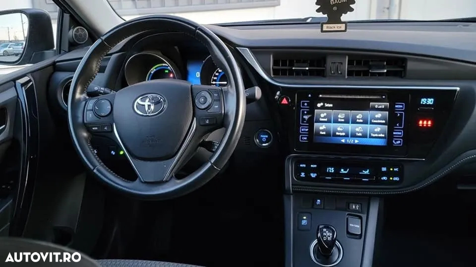 Toyota Auris 1.8 VVT-i Hybrid Automatik Design Edition - 8