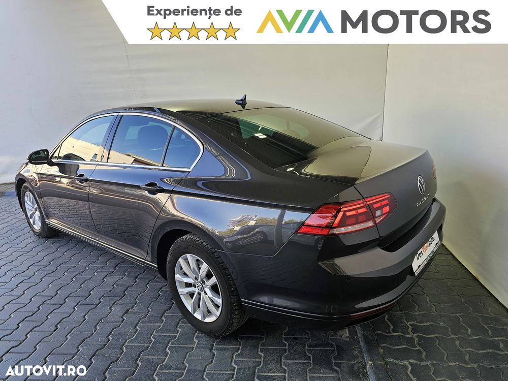 Volkswagen Passat 1.5 TSI ACT DSG Comfortline - 4