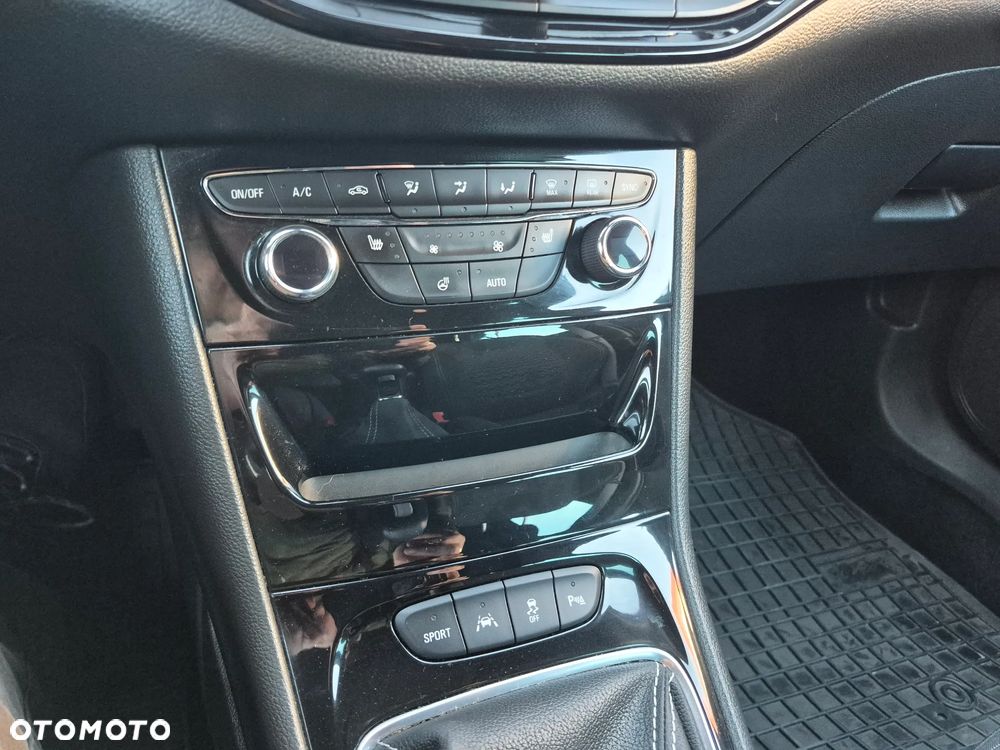 Opel Astra 1.4 Turbo Start/Stop Innovation - 22