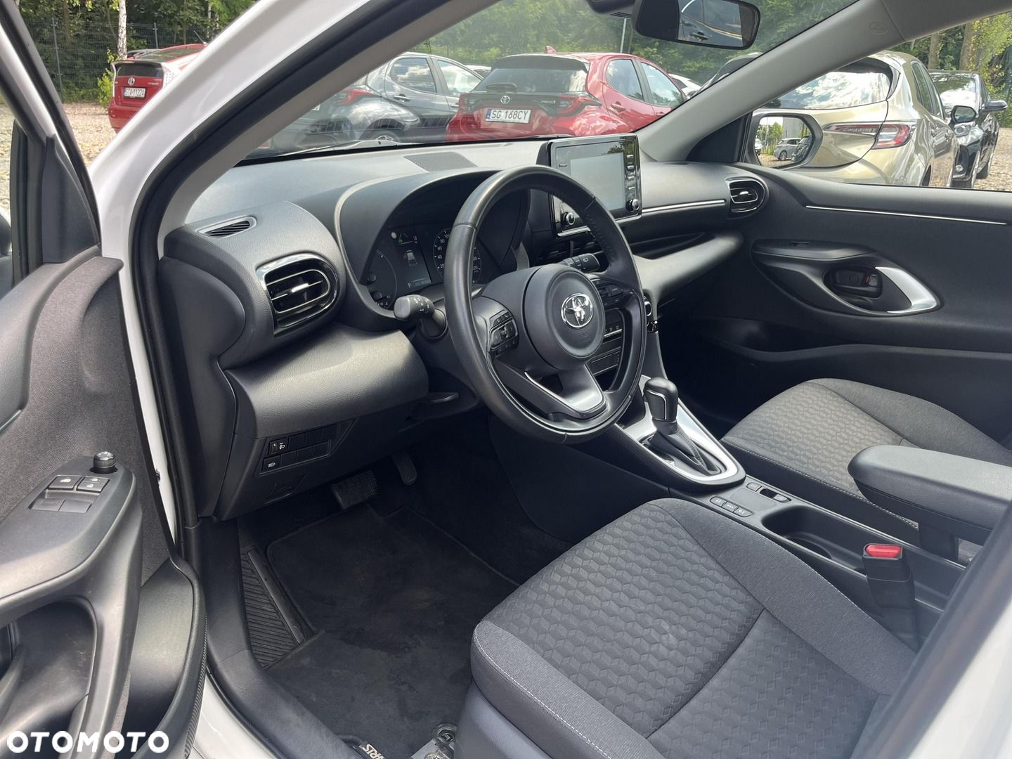 Toyota Yaris Hybrid 1.5 Comfort - 18