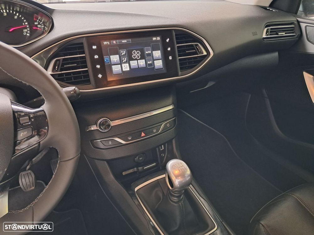 Peugeot 308 SW 1.6 BlueHDi Allure - 9
