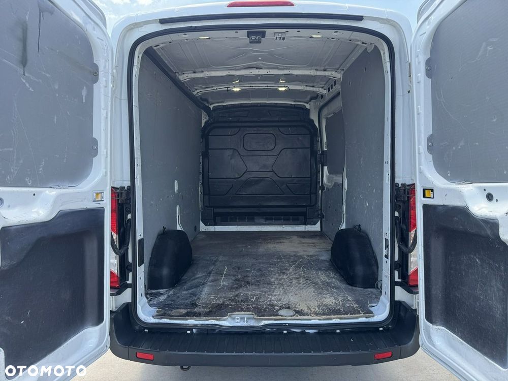 Ford Transit - 8