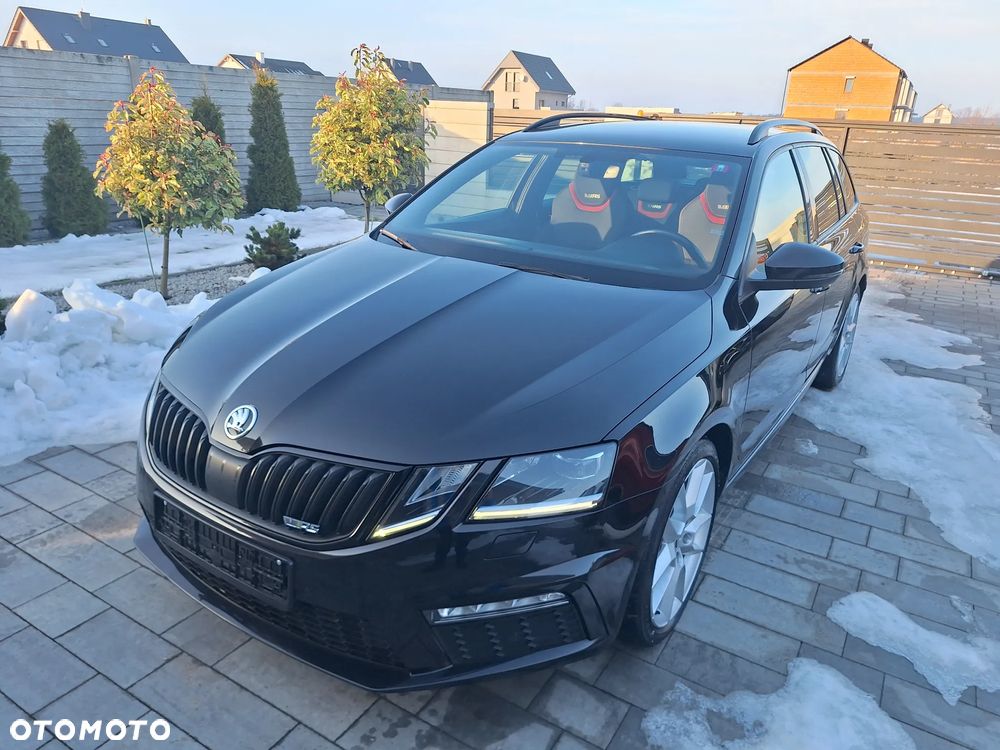 Skoda Octavia 2.0 TDI DSG RS - 2