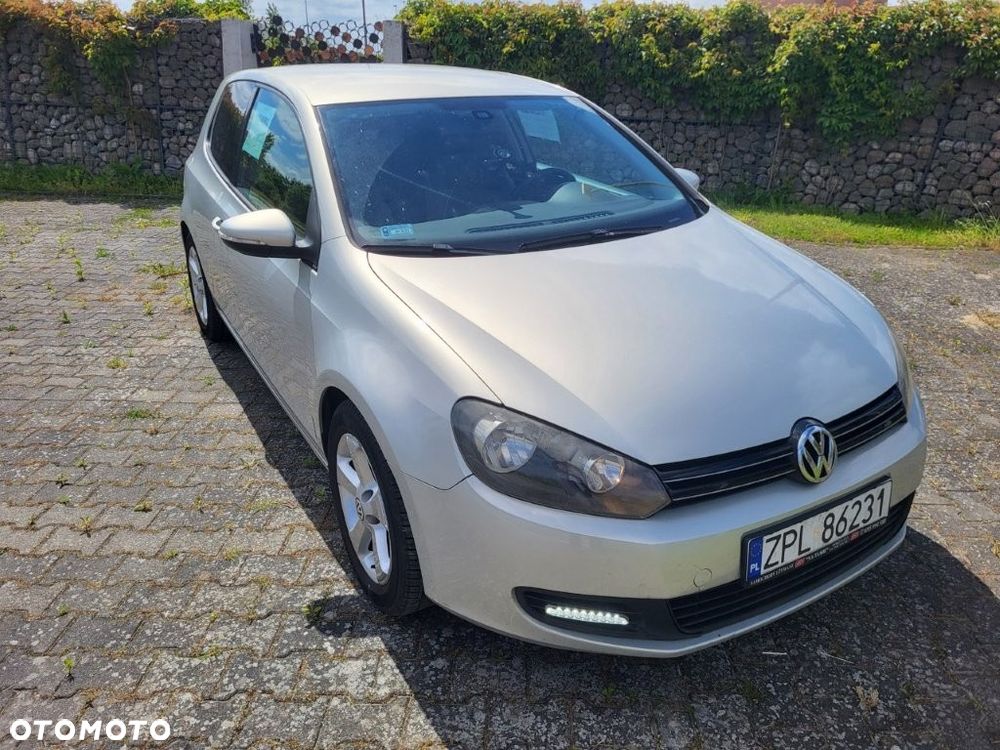 Volkswagen Golf 2.0 TDI DPF Comfortline 119 g - 1