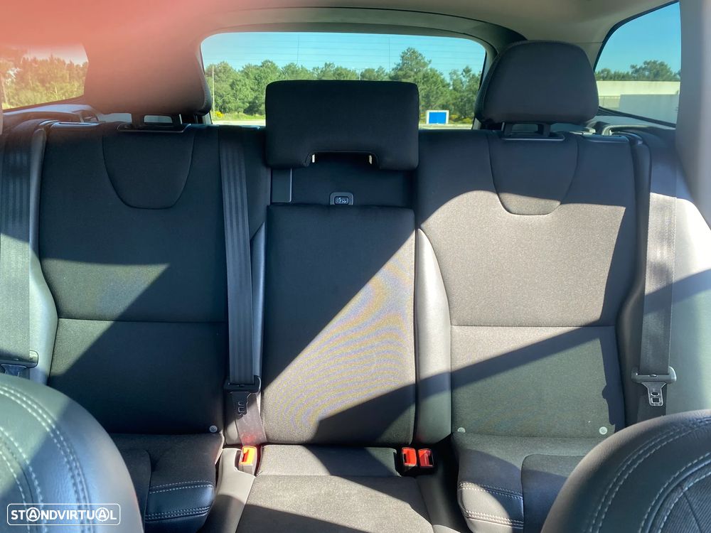 Volvo XC 60 D3 Geartronic Momentum - 19