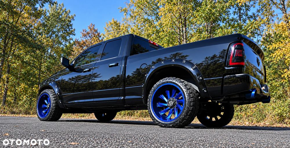 Dodge RAM - 1