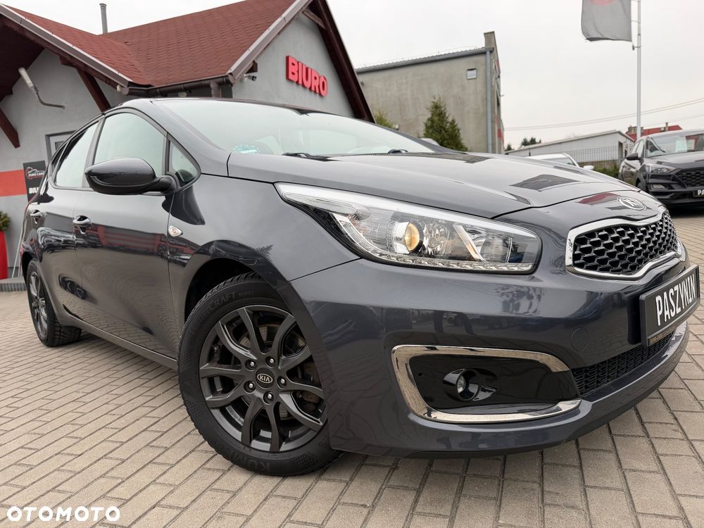 Kia Ceed 1.4 Attract - 11