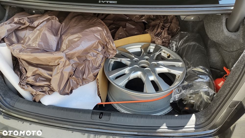 Honda Accord 2.0 Lifestyle - 7