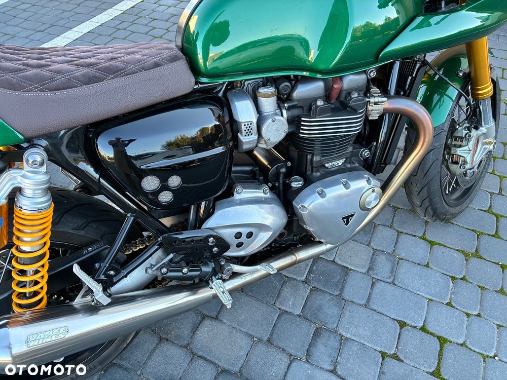 Triumph Thruxton - 18