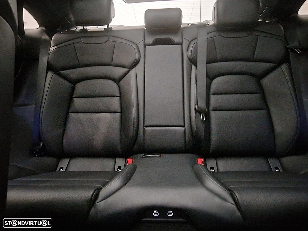 Porsche Taycan Standard - 30