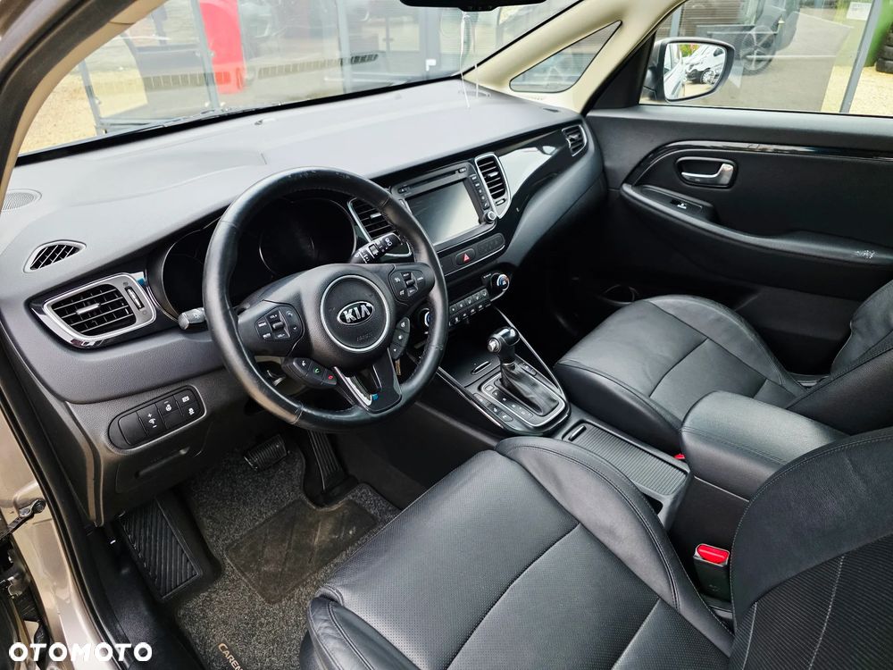 Kia Carens 1.7 CRDi XL 7os DCT - 6