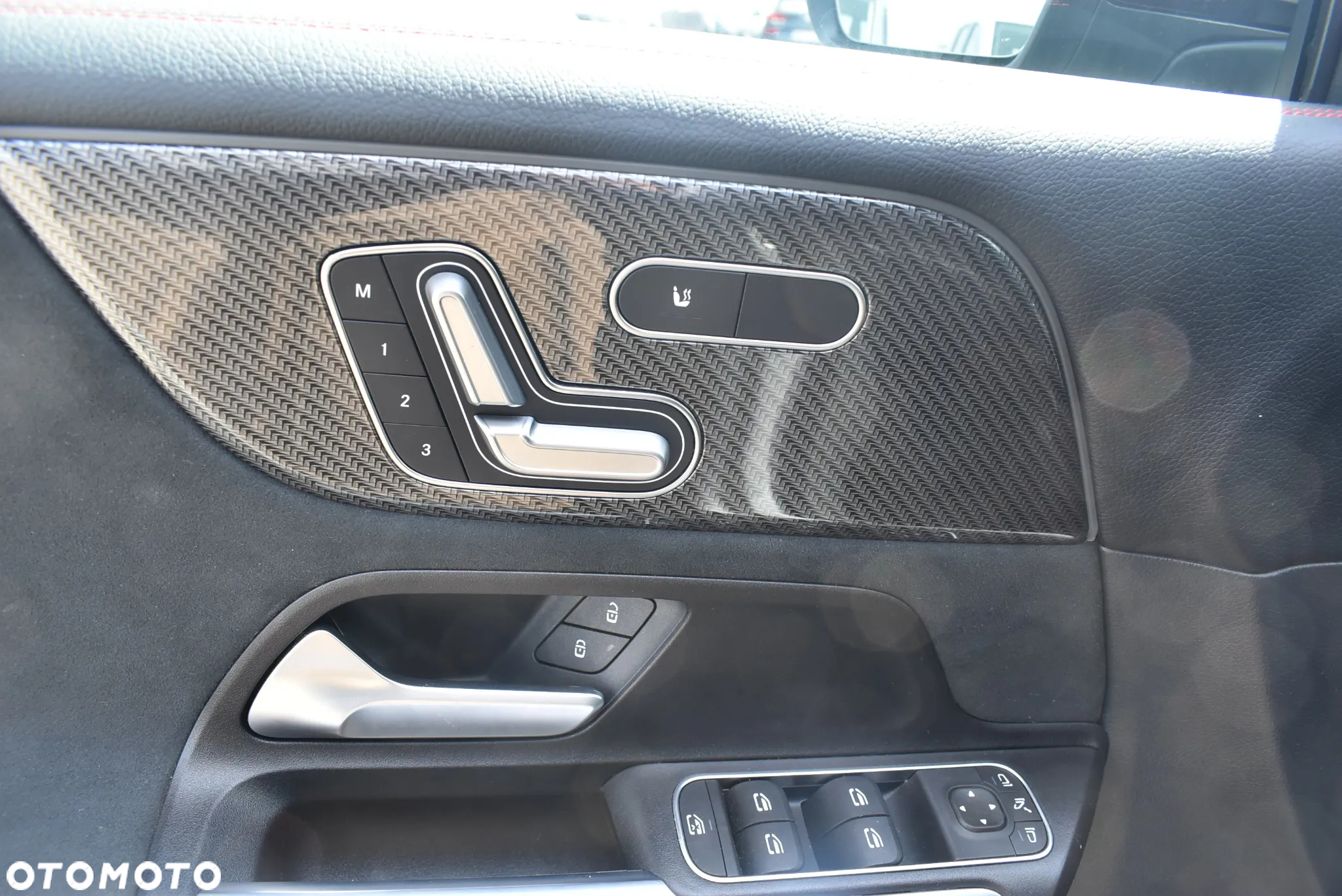 Mercedes-Benz GLB 200 d 4-Matic 8G-DCT - 25
