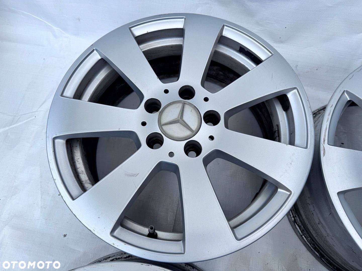 Felgi Mercedes 16" 7J ET43 724 - 3