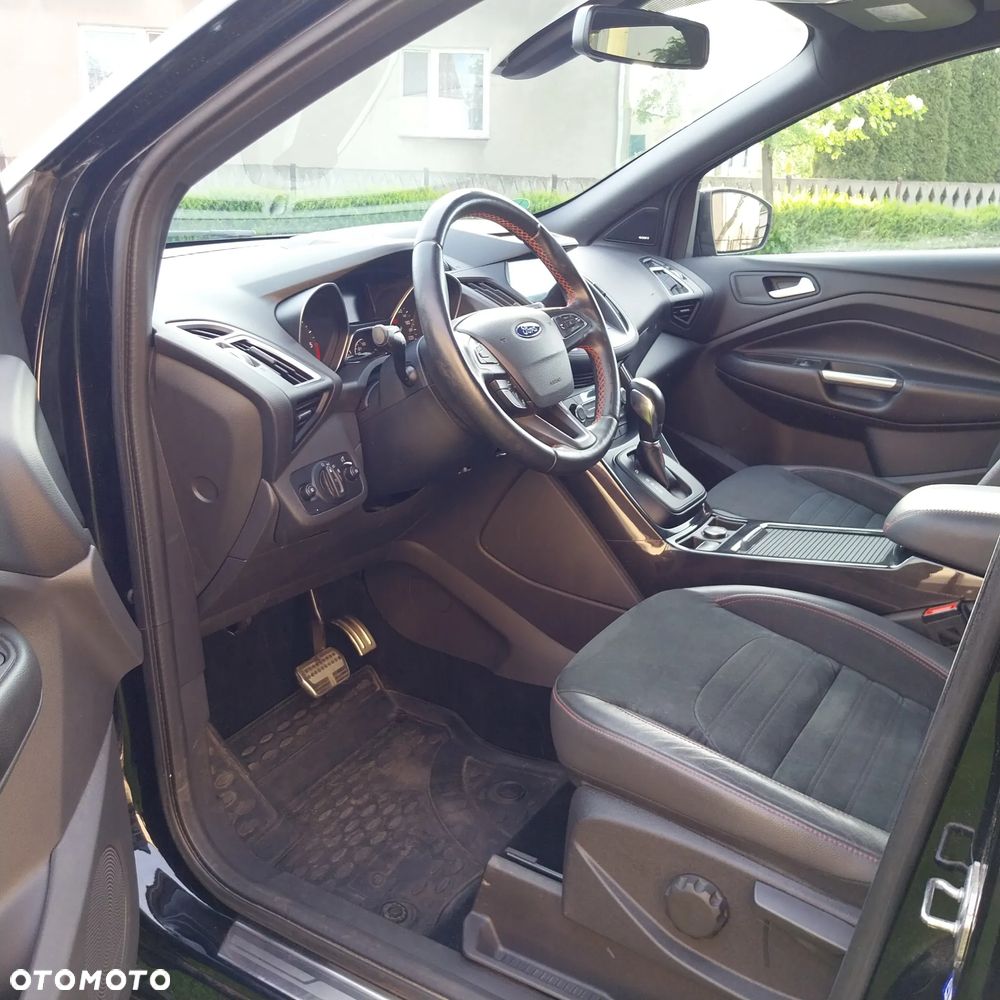 Ford Kuga 2.0 TDCi 4x4 ST-Line - 5