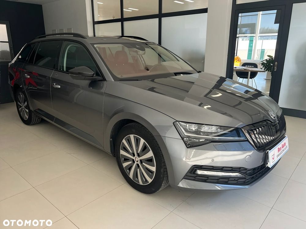 Skoda Superb 2.0 TDI SCR Style DSG - 5