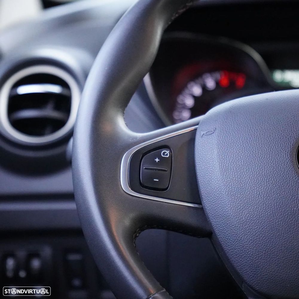 Renault Captur 0.9 TCE - 18