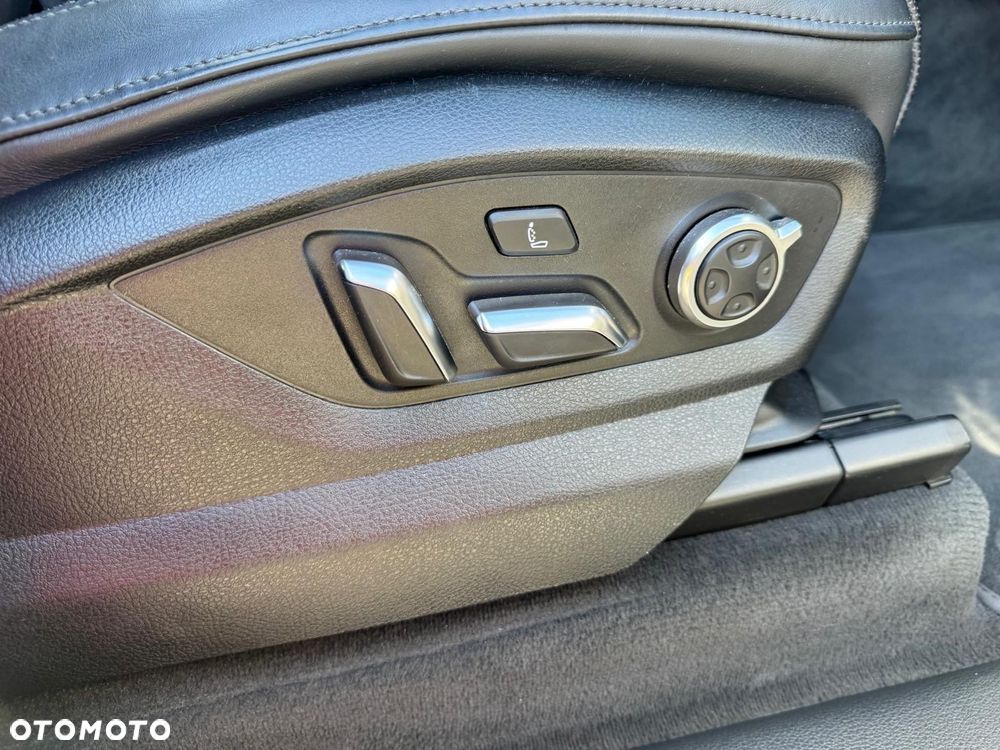Audi SQ7 4.0 TDI Quattro Tiptronic - 18