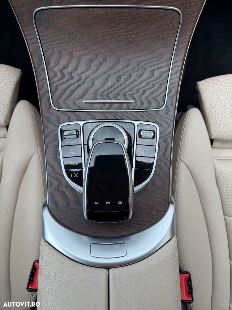 Mercedes-Benz C 220 d 4MATIC Aut - 26